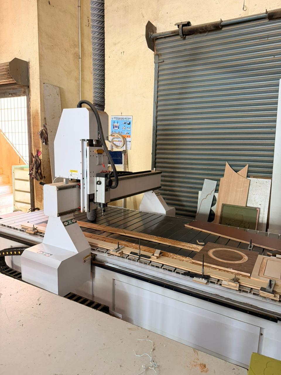 Kitchen execution counter and material detail for premium interiors